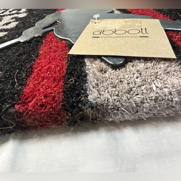 Heavy Duty Coir Doormat w/ Metallic Hockey Player - Picture 11 of 13